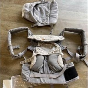 COPY - Ergo Baby 360 carrier w/ infant insert
